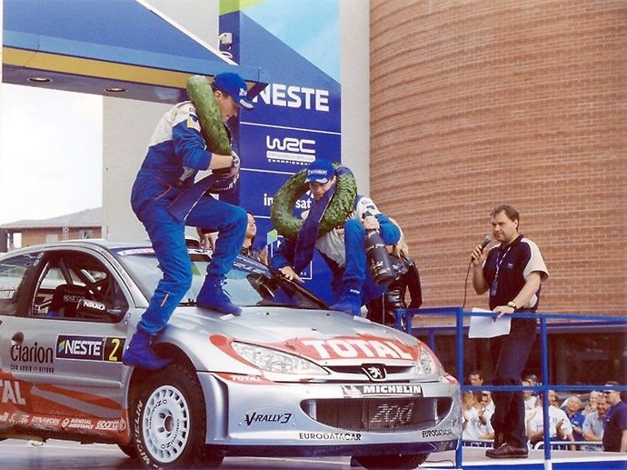 2002. WRC Drivers' Title Marcus Grönholm Peugeot 206 WRC 2002. WRC Manufacturers' Title Peugeot 206 WRC