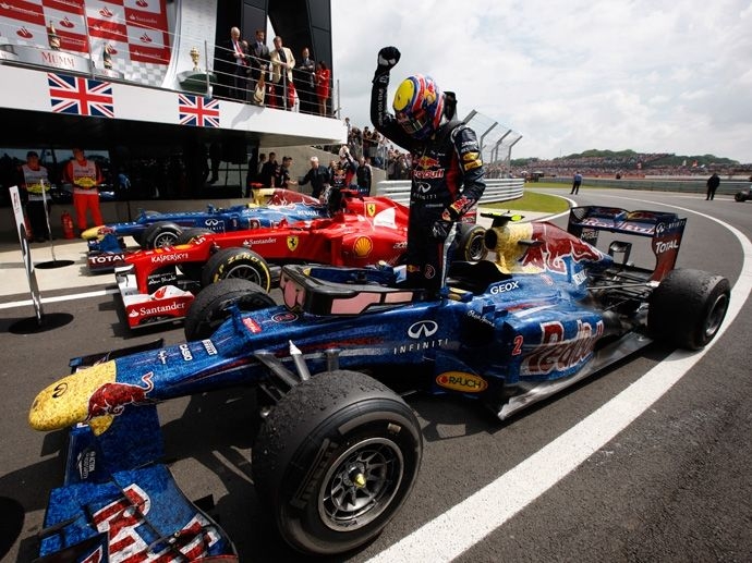 2012. Formula-1において、レッドブルレーシングが3年連続のワールドタイトルを勝ち取りました。さらに、上位3人のドライバー（セバスチャン・ベッテル、フェルナンド・アロンソ、キミ・ライコネン）がオーゼットホイールを使用していました。